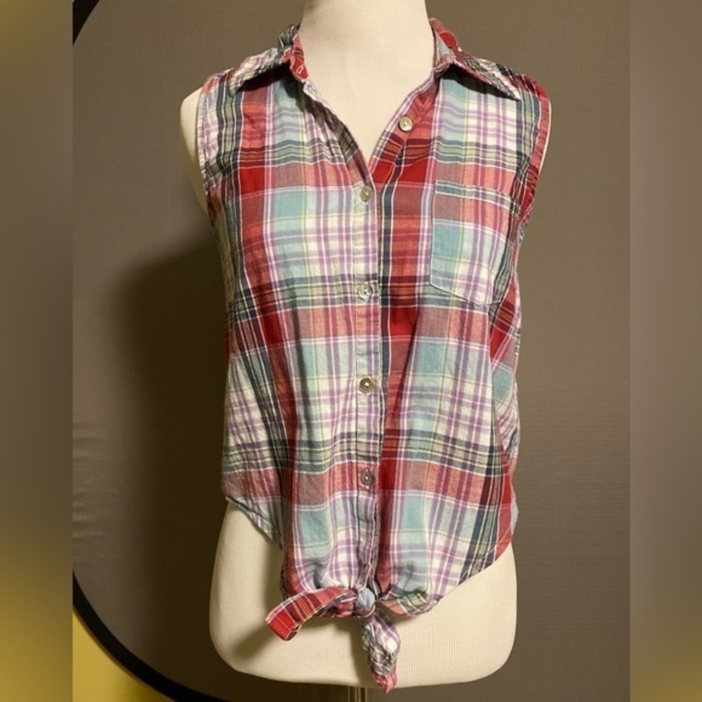Plaid and tie front button-down lace top in blue and red Size Small